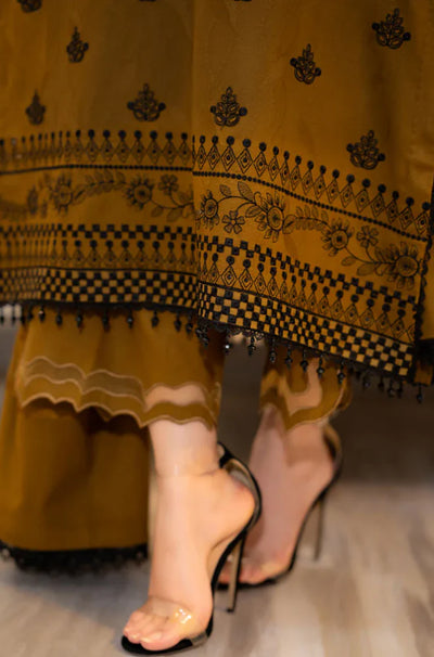 Libaas - Winter 3PC Dhanak Embroidered Suit -QA0027