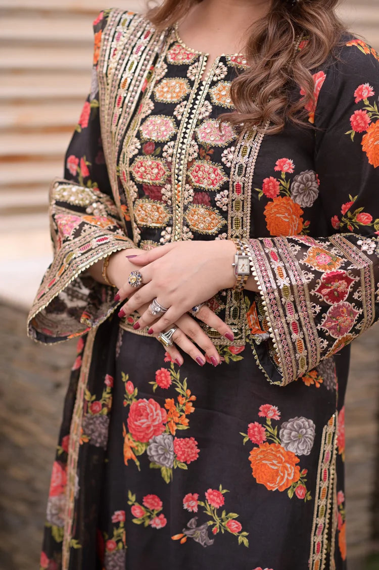 BAROQUE-3PC SHAMOZE SILK PRINTED EMBROIDERED SHIRT WITH SOFT SILK PRINTED EMB DUPATTA & PRINTED TROUSER BIC-1705
